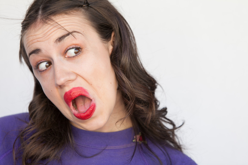 Colleen-Ballinger-as-Miranda-Sings-3