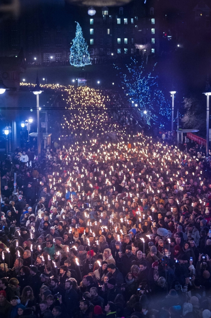 Edinburgh's Hogmanay Torchlight Procession 2014 c Chris Watt