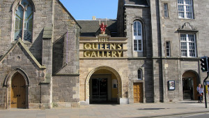 the queen's gallery exterior