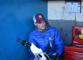 Richie Worrall yesterday (THURS) left Edinburgh Monarchs to join Leicester Lions.