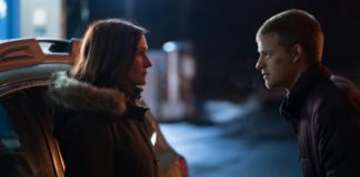 Actors Julia Roberts and Lucas Hedges in character in the film