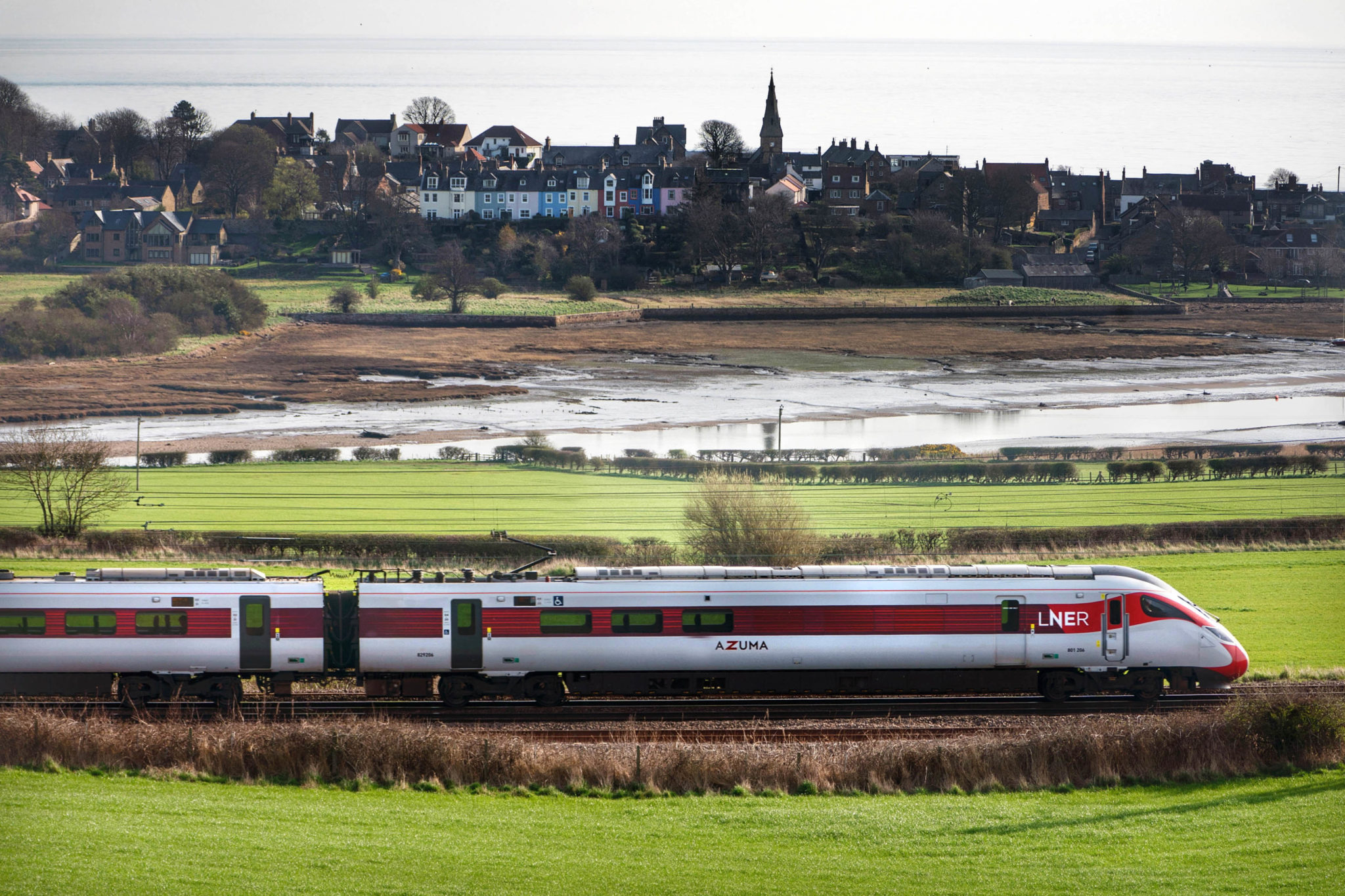 lner-offers-advance-tickets-for-first-time-on-almost-200-routes-the