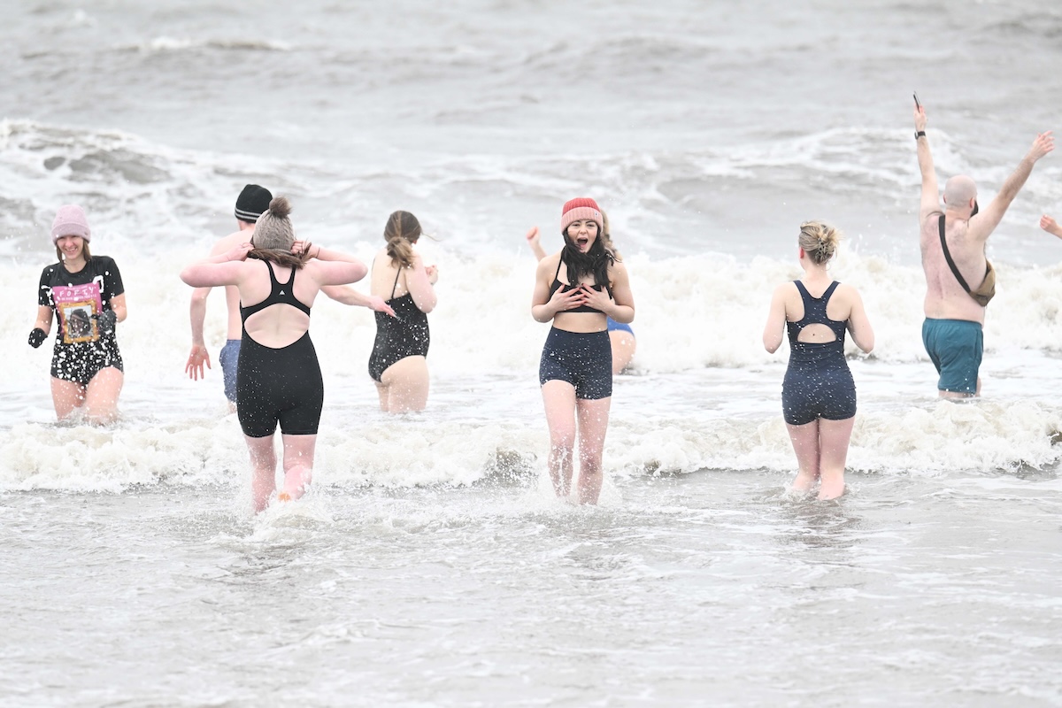 Meanwhile in Portobello the Loony Dook went ahead…